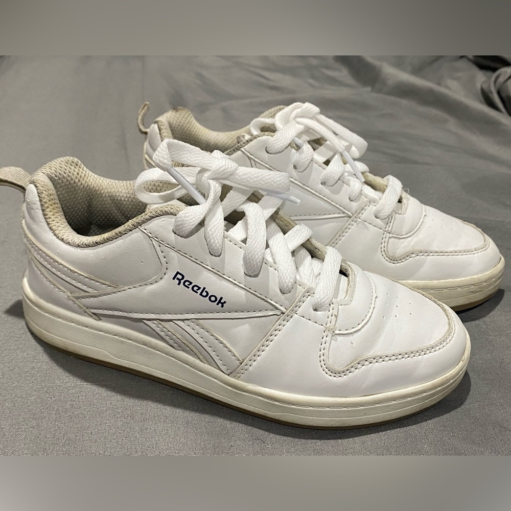Girls Reebok shoes size 1